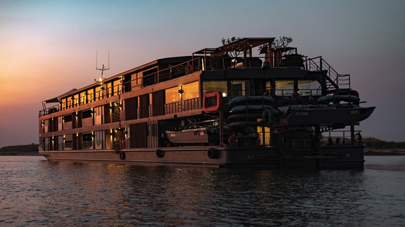 Aqua-Mekong Vessel 35