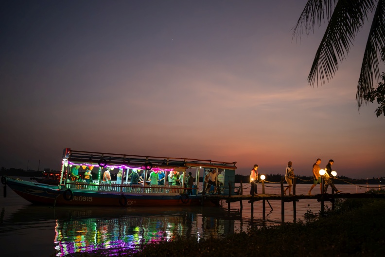 VinhHungRiverside-01428-Enhanced-NR