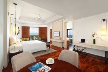 JUNIOR-SUITE-King-Size-Private-Balcony