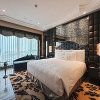 Room 3319 Deluxe King