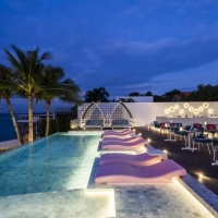 Kloud Beach Bar - Night