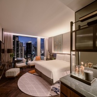 InterContinental Bangkok Sukhumvit – Classic room (King) – Bedroom (Night time)