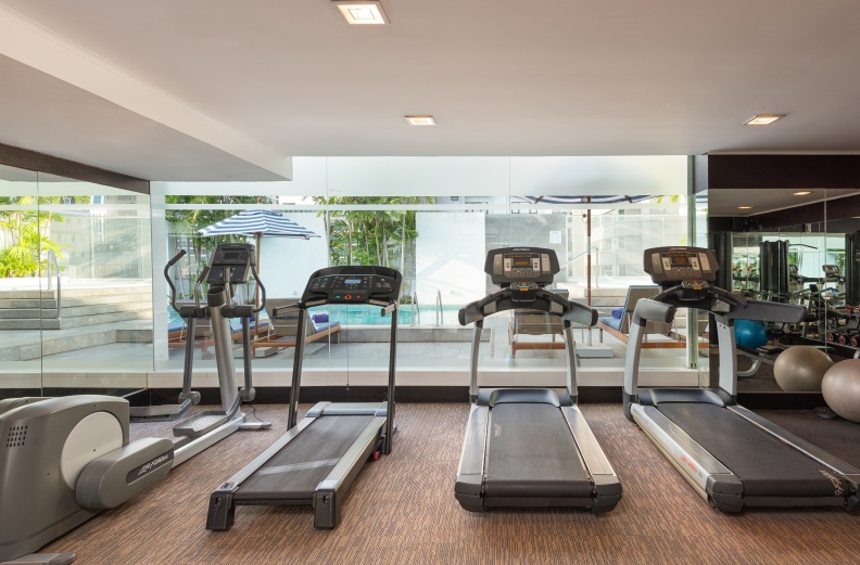 25-Fitness-Radisson-Suites-Bangkok-Sukhumvit
