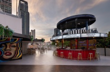 82-Holli-Bolli-Radisson-Suites-Bangkok-Sukhumvit