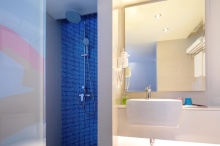 Superior Room Bathroom