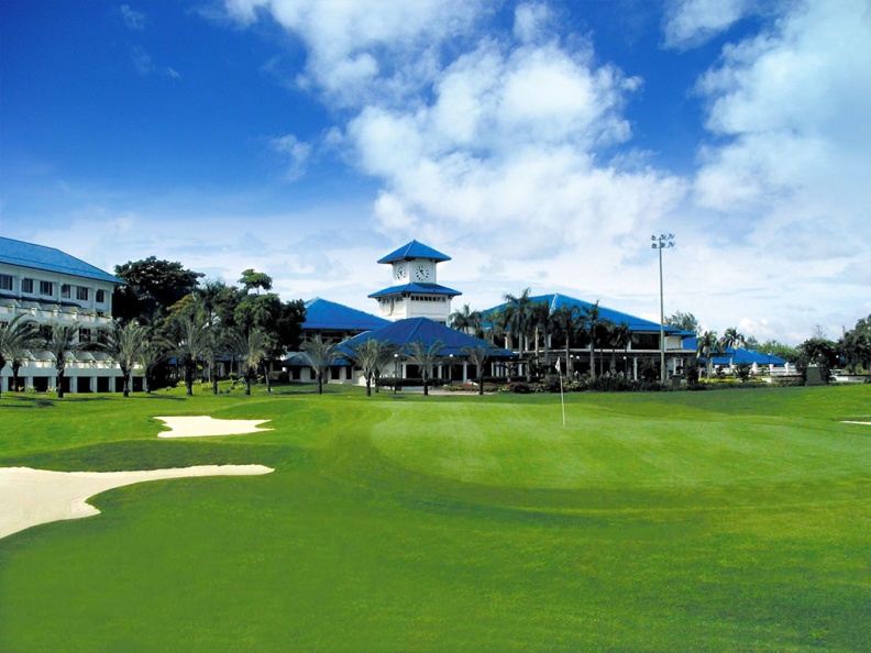 Glenmarie Golf &amp; Country Club - Clock Tower