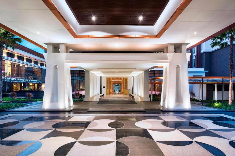 hilton-bangkok-suvarnabhumi-04