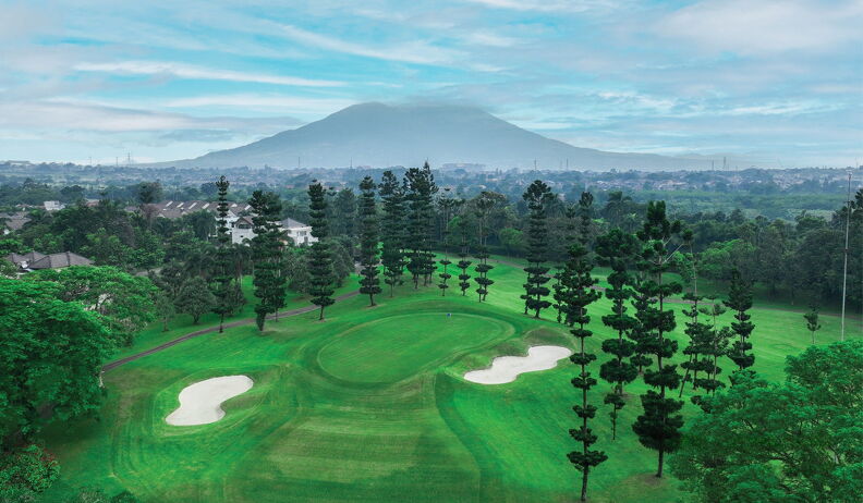 HOLE 13 (27 visits) HOLE 13