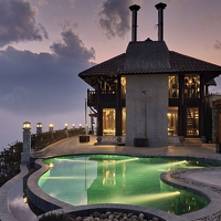 Bể bơi Ville De Mont