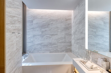 Grand Azure Suite Bathroom 2