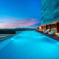 Wyndham-Panbil-Batam-Pool