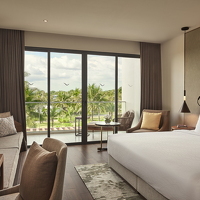 Superior King Room Garden View with Balcony 35 sqm