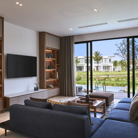 One Bedroom Villa Lake View Living Room