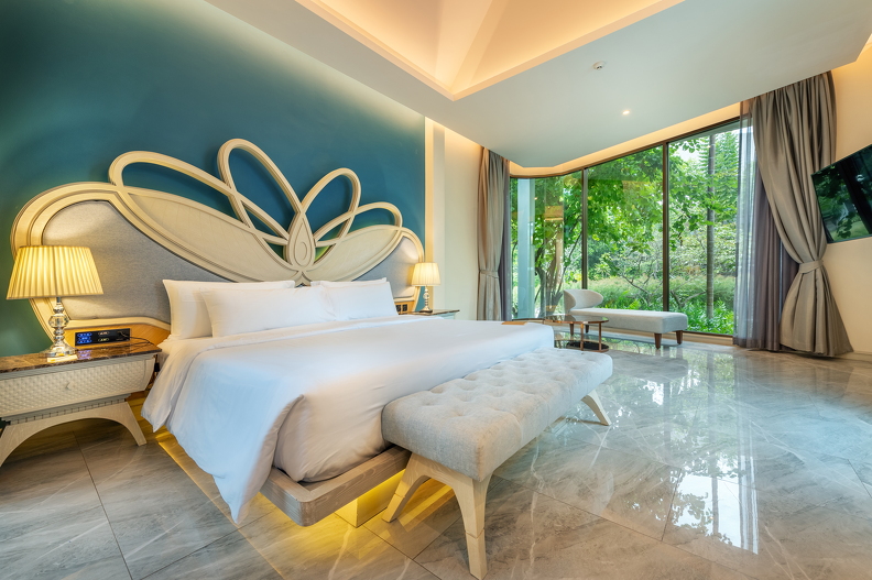 3BR Onsen Pool Villa 10