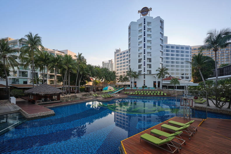 6-Pool_5.jpg