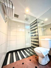 Deluxe Bathroom (1790 visits) Deluxe Bathroom