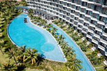 Pool Residences 1
